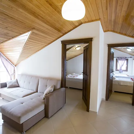 Gokcen Apartment Oludeniz